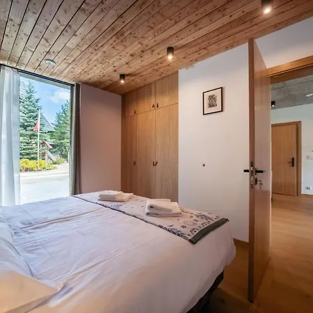 Shelter House Apartment *