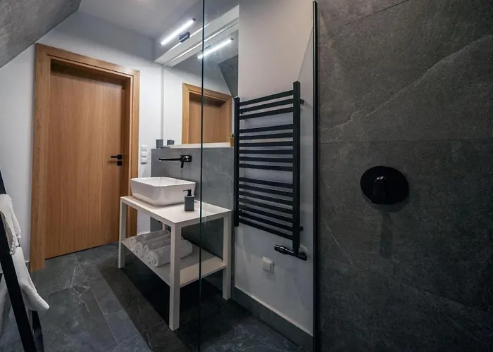 Shelter House Apartament